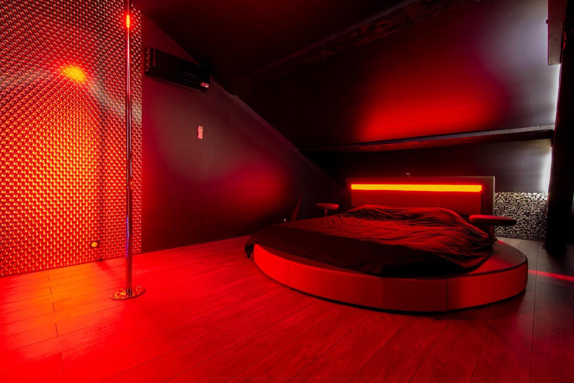 טולוז Espace Evasions Loft Love Love Room מראה חיצוני תמונה